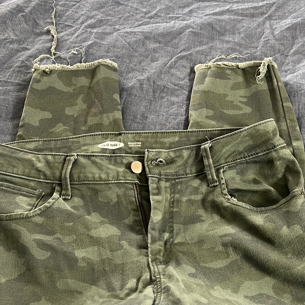 Camouflage Jeans